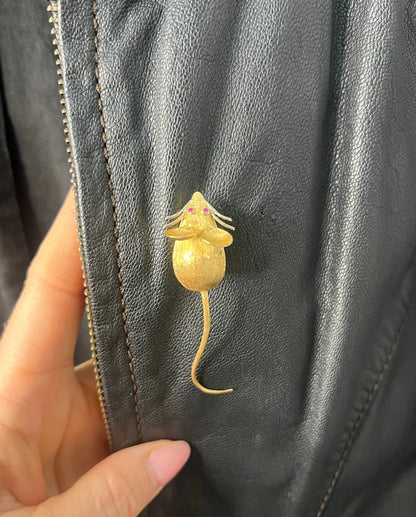 Vintage 18 ct Gold Italy 1960's Ruby Mouse Brooch, Animal Jewellery