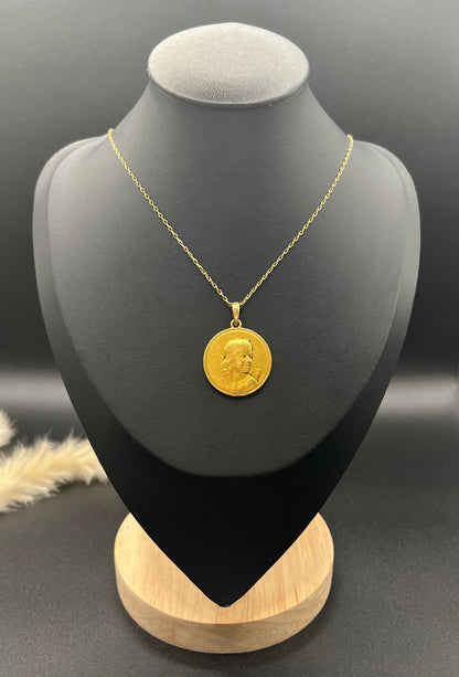 French Art Nouveau 18 Carat Gold Love Medallion by Frederic Charles Victor de Vernon