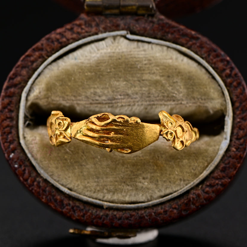 Rare Antique 14th 15th Century High Carat 22ct 24ct Gold Fede Ring, Interlocking Hands, from a private Italian collection