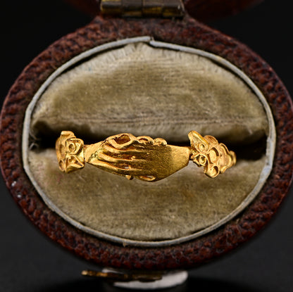 Rare Antique 14th 15th Century High Carat 22ct 24ct Gold Fede Ring, Interlocking Hands, from a private Italian collection