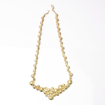 Vintage 18ct Yellow Gold Floral Necklace with Diamonds; comprised of circular hammered gold flowers set with 0.91cts brilliant-cut diamonds