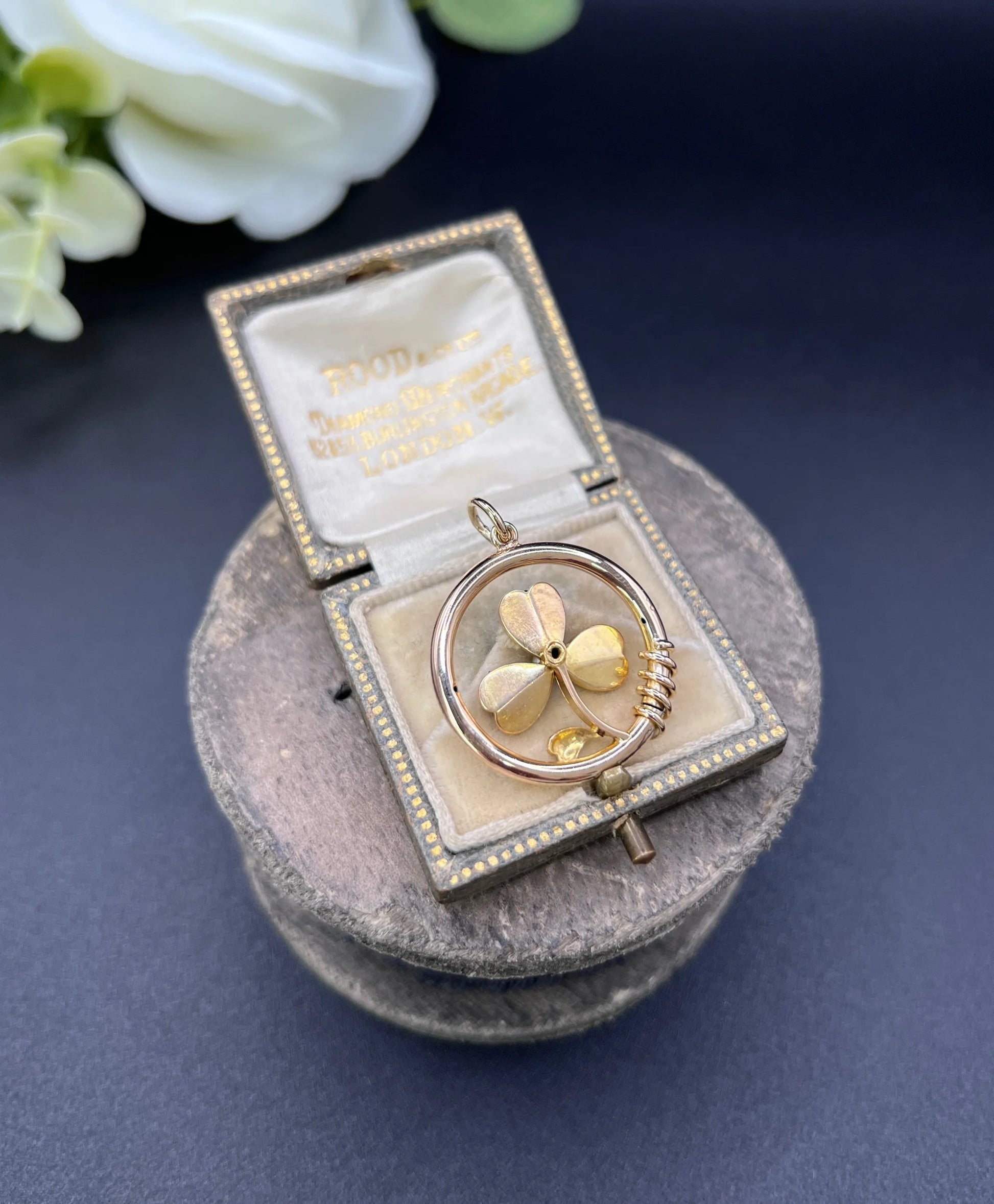 Antique 15 ct Gold, Edwardian Green Enamel And Pearl, 3 Leaf Clover Shamrock Pendant