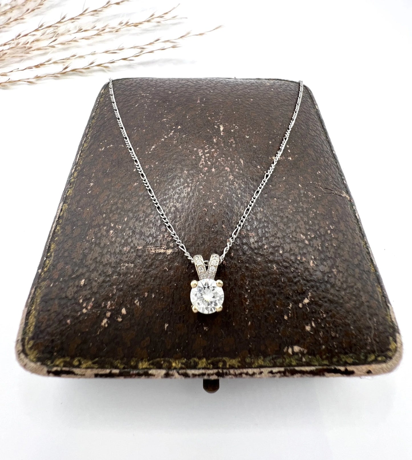 Vintage 18 ct White Gold, 1920's Diamond Pendant Necklace With Platinum Figaro Link Chain