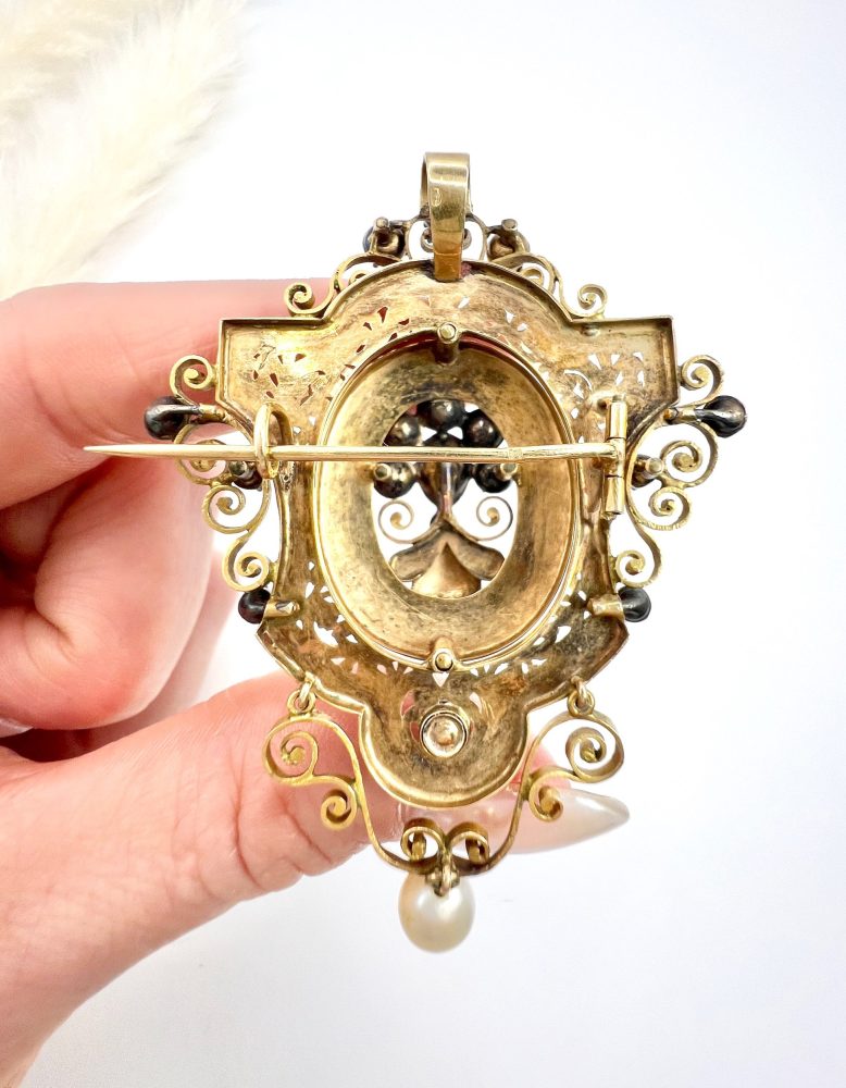 Antique Diamond, Enamel And Pearl Brooch In 18 Carat Yellow Gold