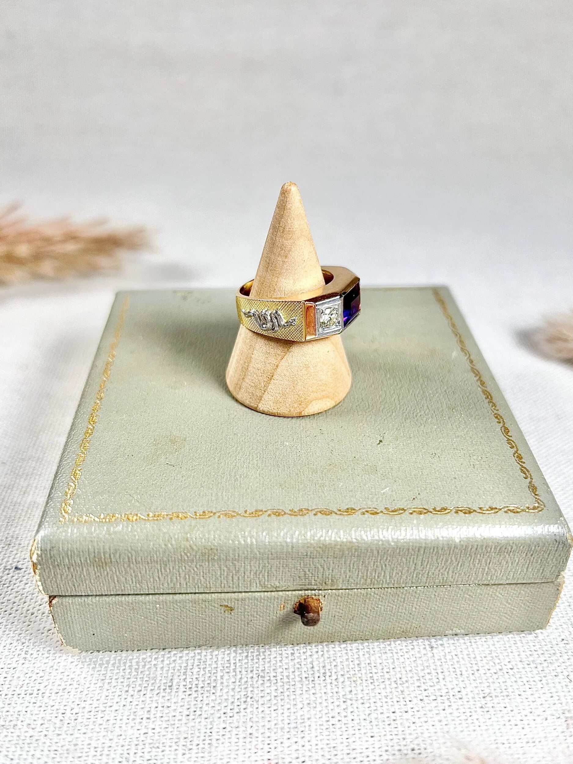 Vintage 18 Carat Gold Amethyst and Brilliant Cut Diamond Fraternity Ring, Circa 1950
