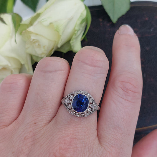 A Tillander 4.40ct Ceylon Sapphire and Diamond Domed Dress Ring