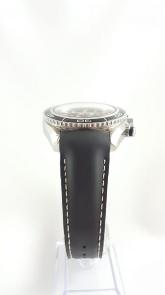 Omega Seamaster Planet Ocean 45mm Auto Chronograph, 45mm steel case, black dial, sapphire crystal, chronograph and date function, rubber strap, Circa 2010s, with Omega box.