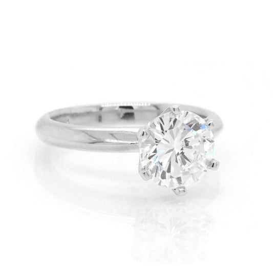 Diamond engagement ring in platinum.
