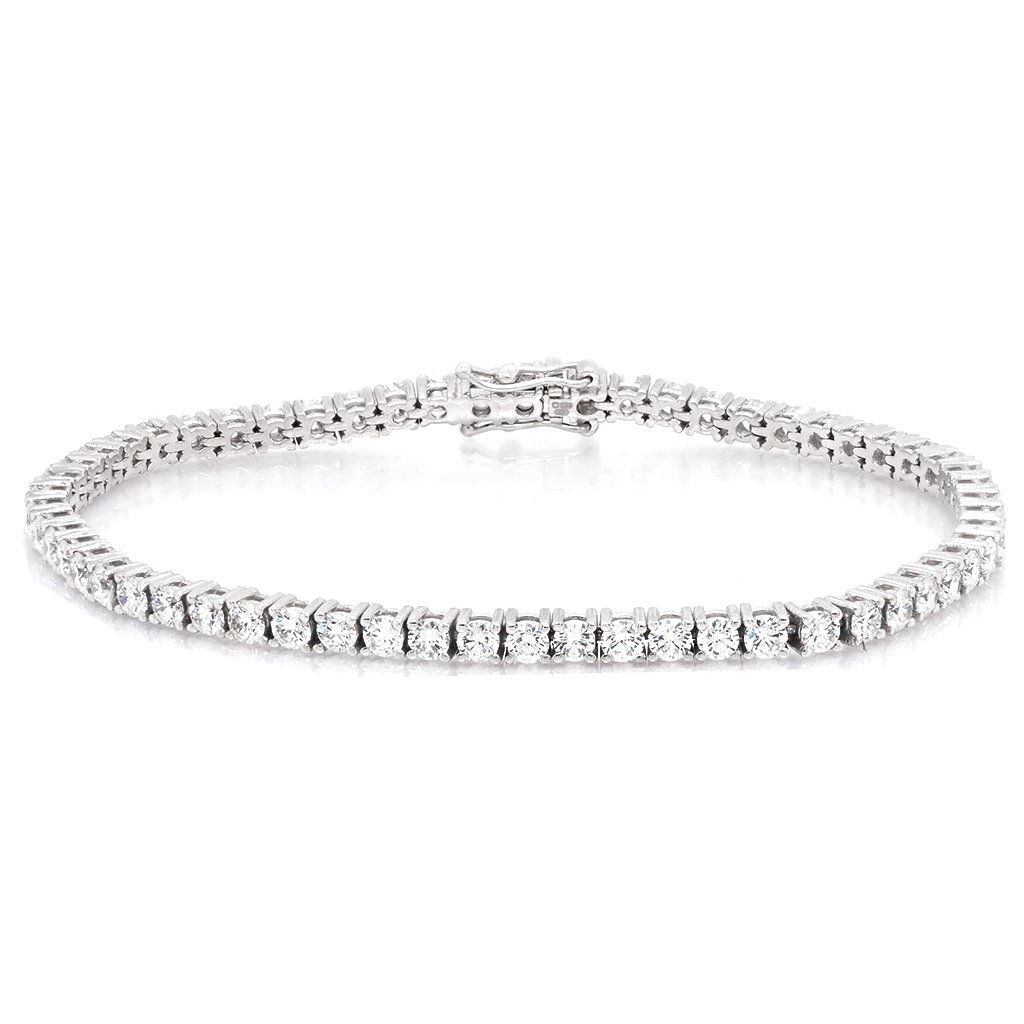 Diamond bracelet in white gold.