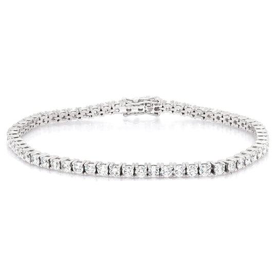 Diamond bracelet in white gold.