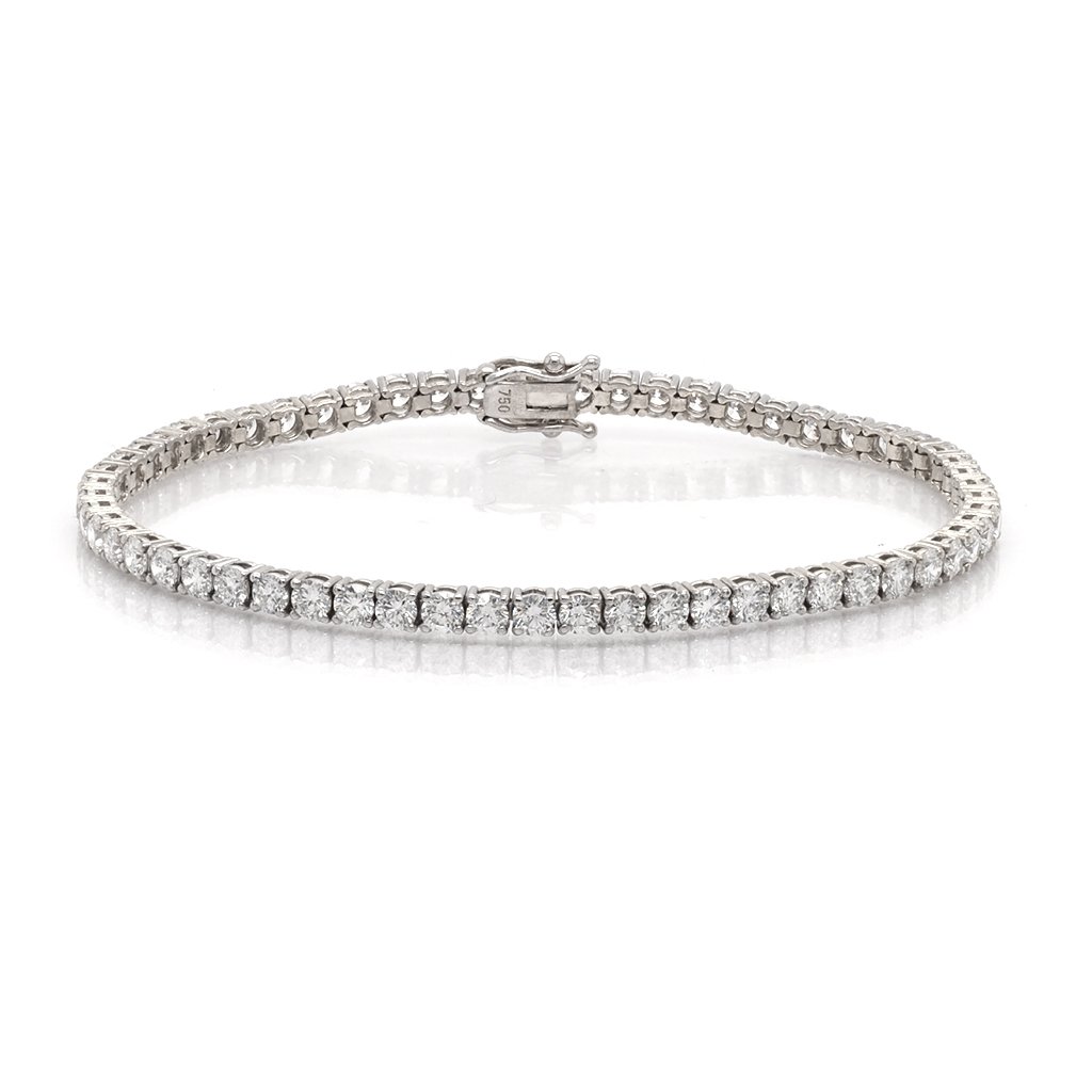 18 Carat White Gold Diamond Line Bracelet
