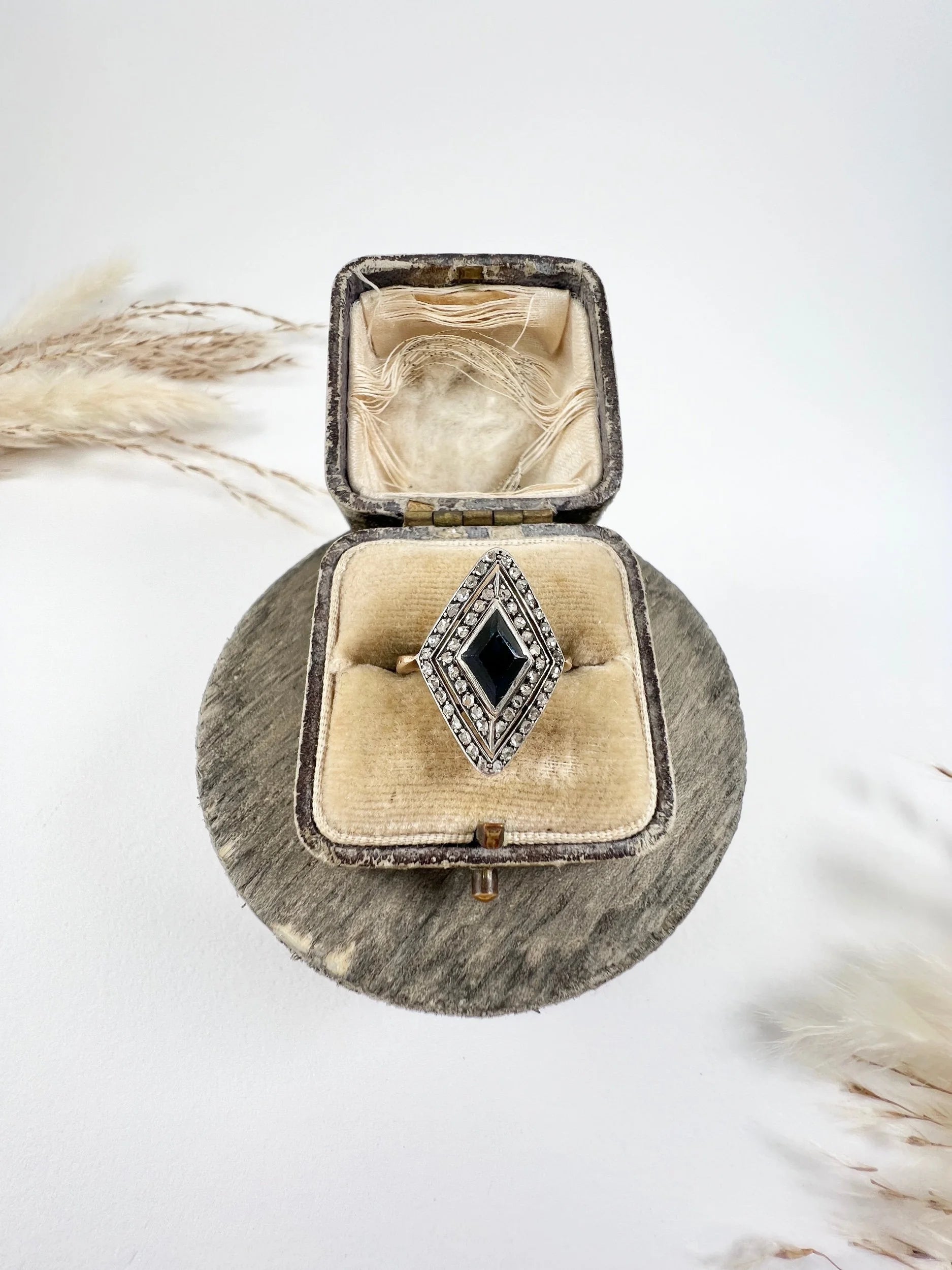 Edwardian 18 Carat Gold Sapphire and Diamond Marquise/Navette Ring, Circa 1900