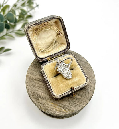 Vintage 1940s Diamond Plaque Ring in Platinum