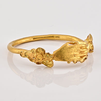 Rare Antique 14th 15th Century High Carat 22ct 24ct Gold Fede Ring, Interlocking Hands, from a private Italian collection
