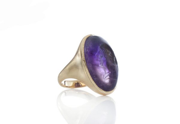 Ancient 20ct Carved Amethyst Ring of Berenice in 18ct Yellow Gold