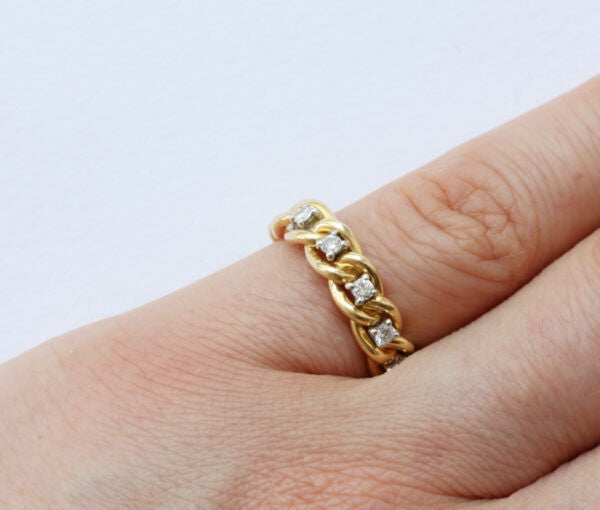 Vintage Diamond and 18ct Yellow Gold Chain Link Ring; with 8 chain links set with a brilliant cut diamond, with gold panel for an inscription