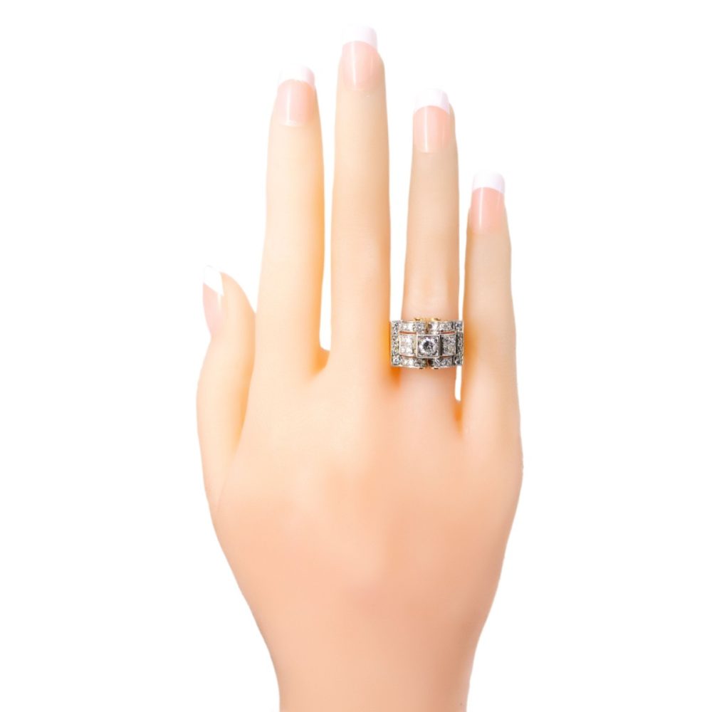 Retro Diamond Set Gold Ring