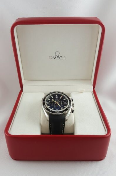 Omega Seamaster Planet Ocean 45mm Auto Chronograph, steel case, black dial, rubber strap, with Omega box.