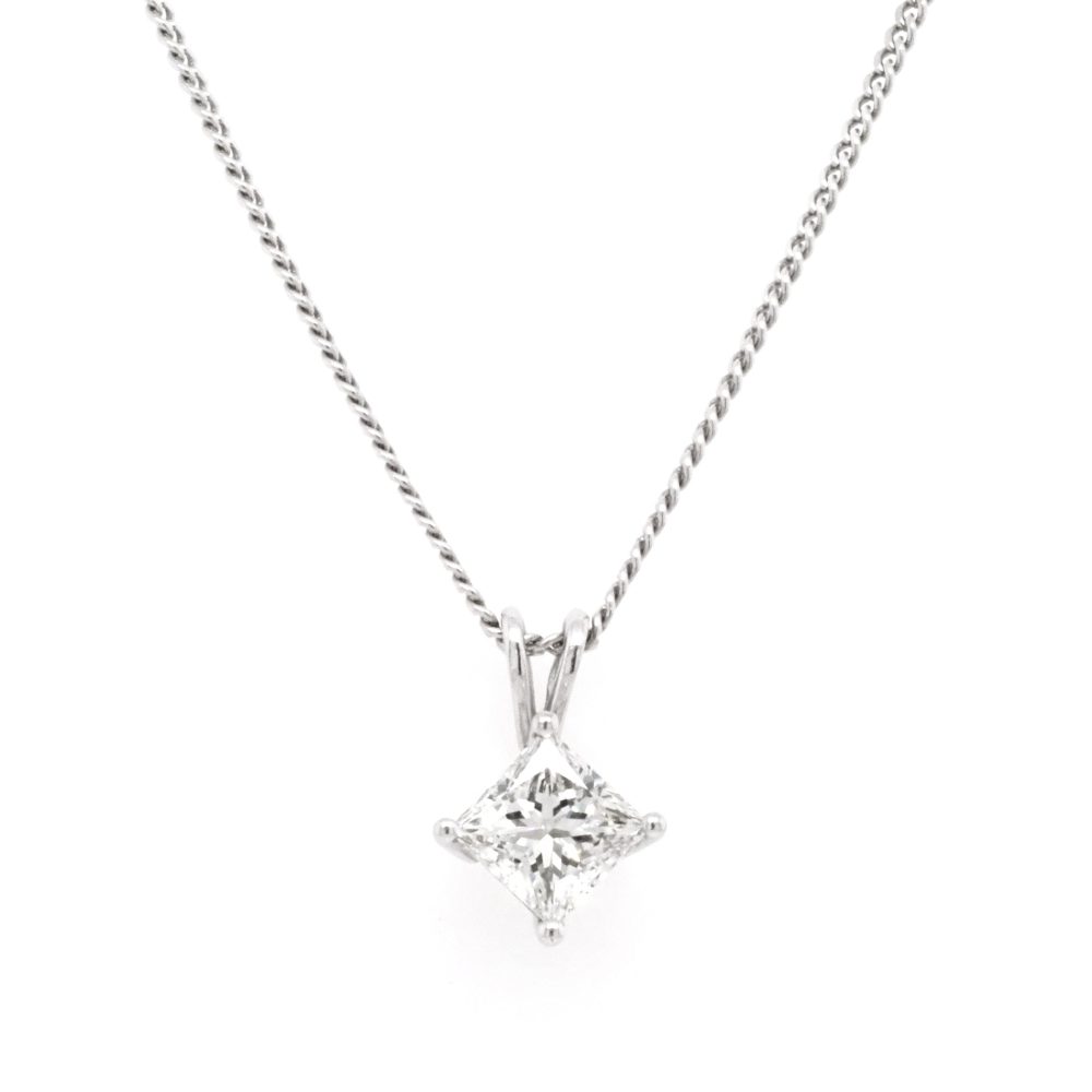 18 Carat White Gold 1.04 Carat Diamond Pendant