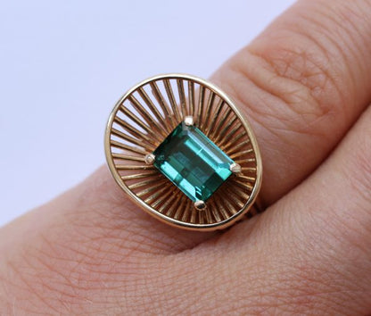 Vintage 1950s Emerald Cut Green Tourmaline and14ct Yellow Gold Asymmetrical Ring