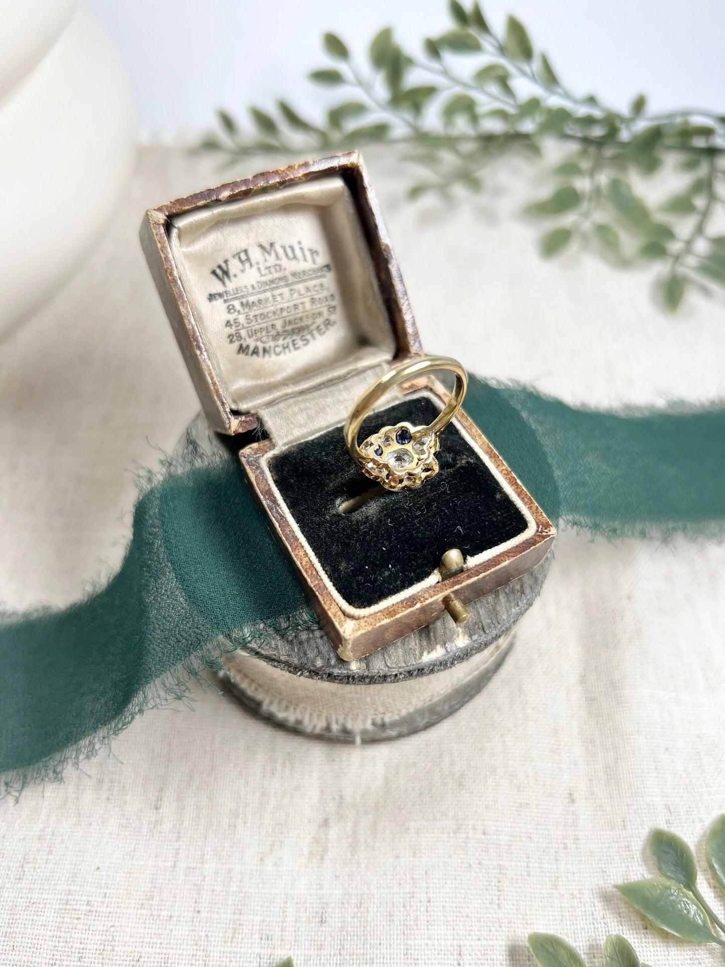 Edwardian 18 Carat Gold, Platinum, Sapphire and Diamond Daisy Cluster Ring, Circa 1910