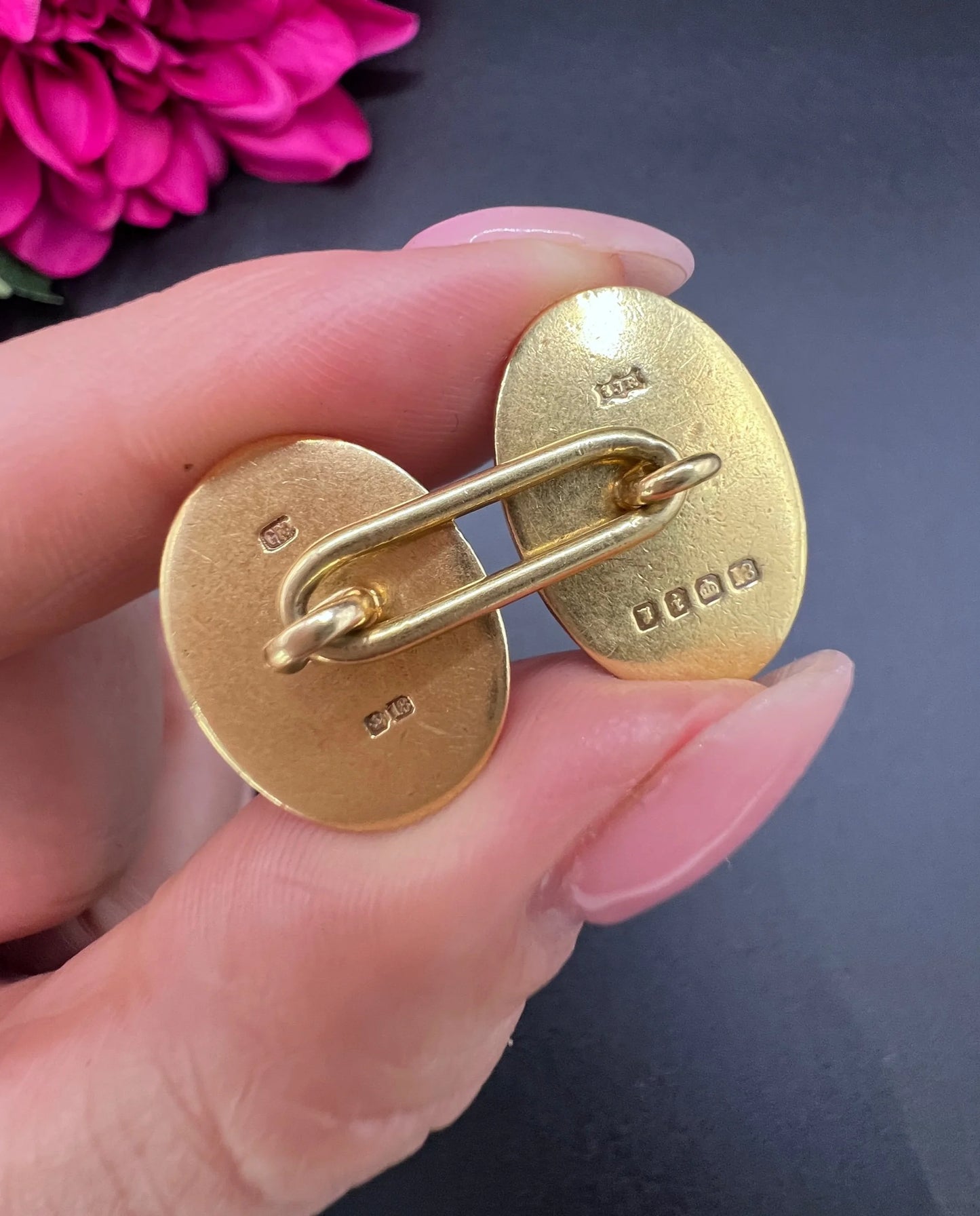 Antique 18 ct Yellow Gold Cufflinks: Heraldic Seahorse Crest, London 1924