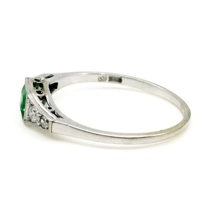 Antique Art Deco Emerald and Diamond Ring