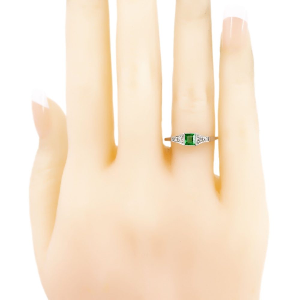 Antique Art Deco Emerald and Diamond Ring