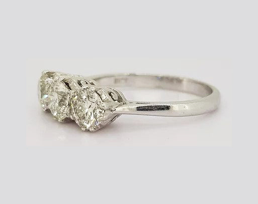 Diamond Trilogy Ring, 1.60 carats, 18ct white gold.