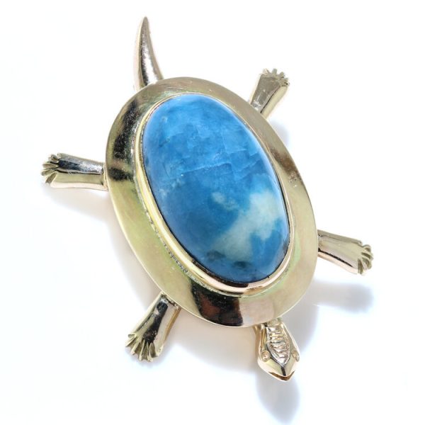 Wai Kee Gold Tortoise Brooch with Sodalite Stone