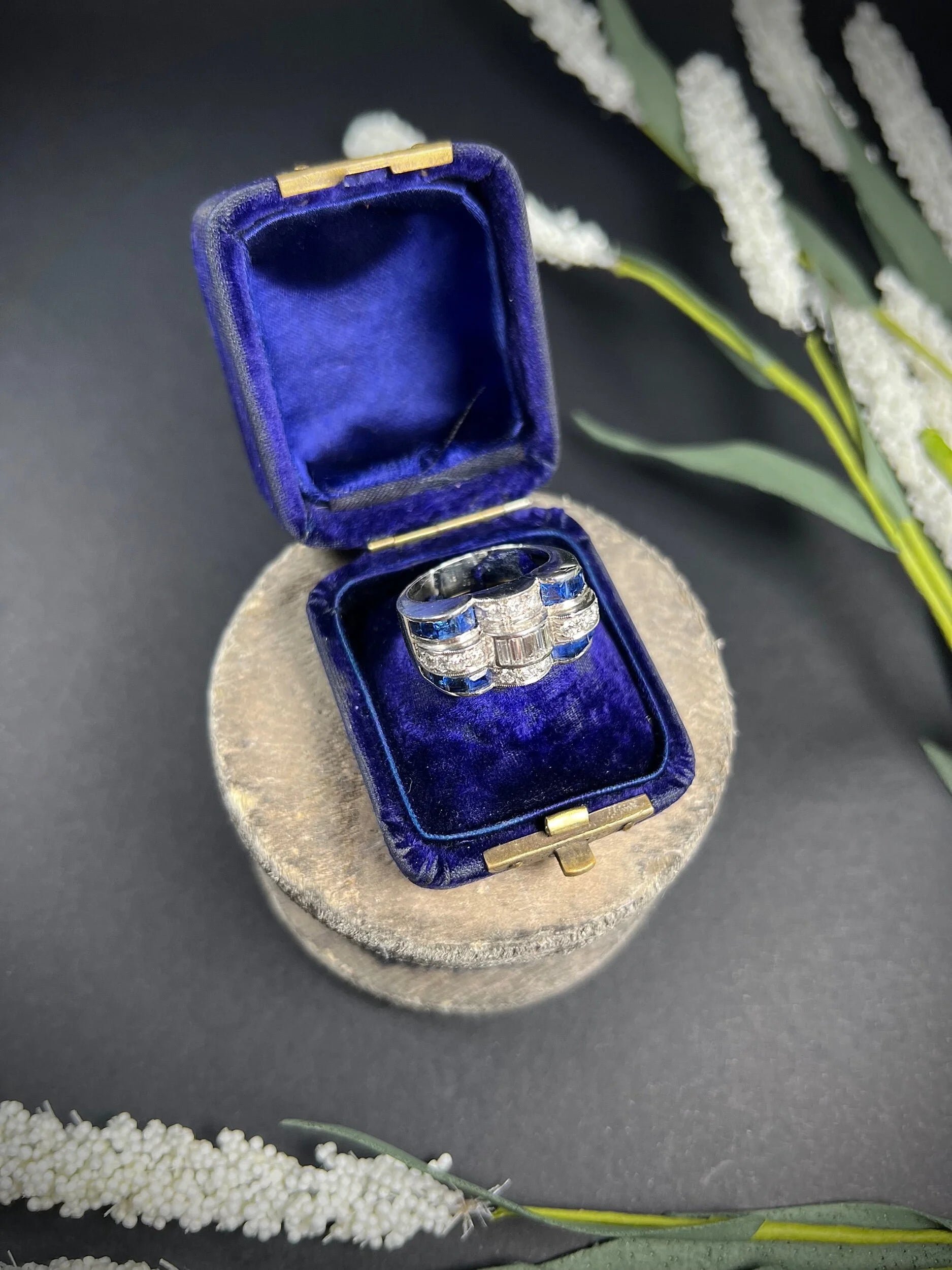 Vintage Retro 1940s Sapphire and Diamond Cocktail Ring in Platinum