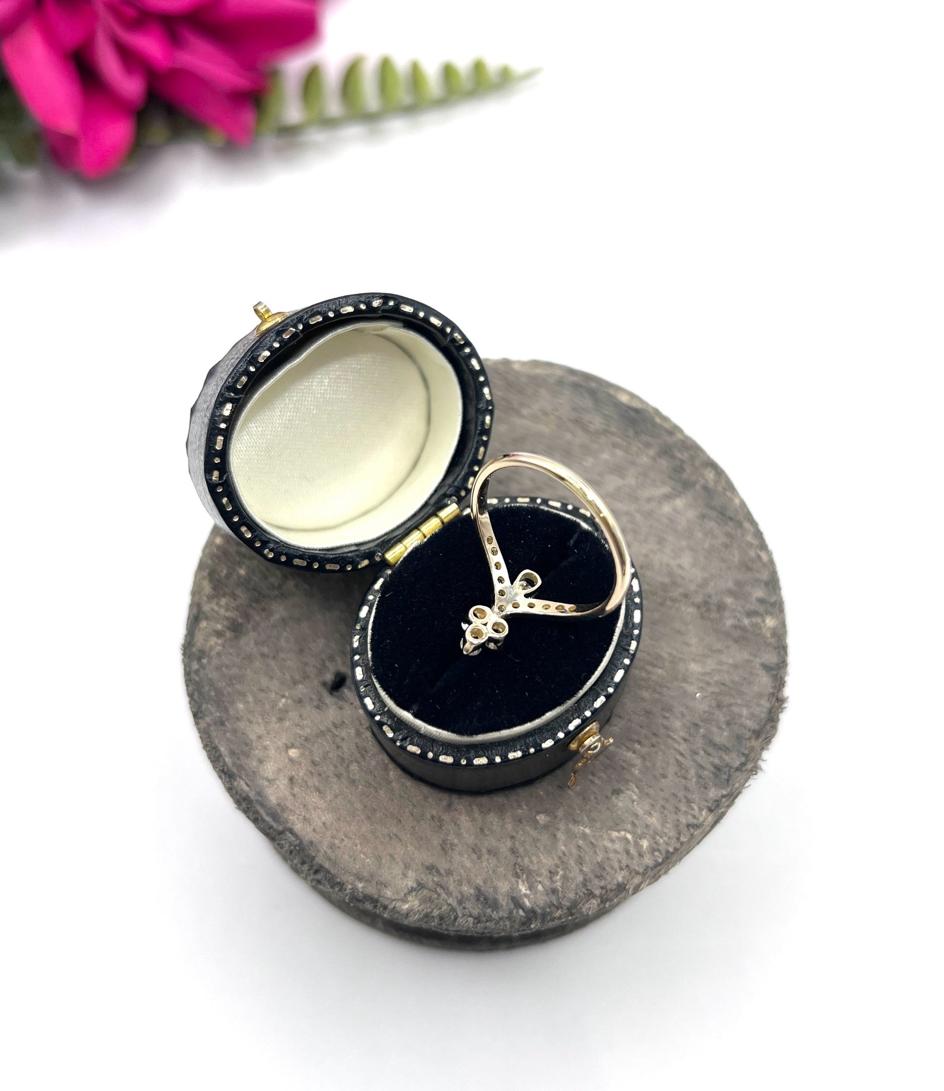 Vintage 18ct Yellow Gold, 1930s Natural Diamond Tiara Ring