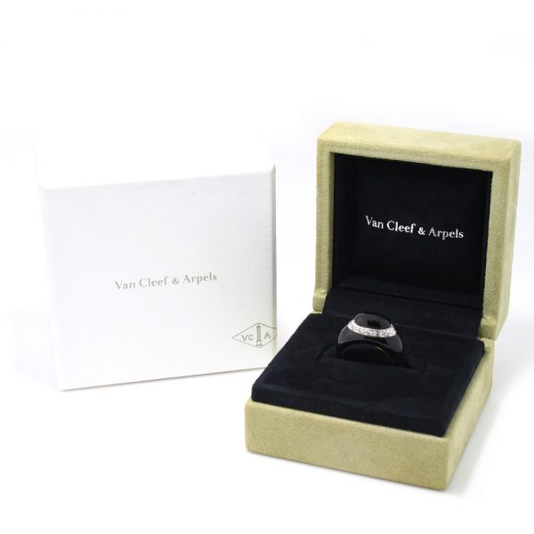 Van Cleef and Arpels Fidji Onyx and Diamond Ring, in original box, Circa 1990s