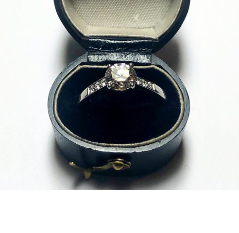 1.04ct Brilliant Cut Diamond Solitaire Engagement Ring, F VS1 GIA Cert