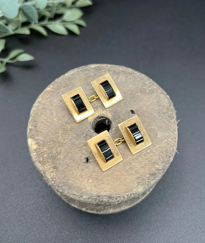 Vintage 18 Carat Yellow Gold, 1940's Onyx Rectangular Shaped Cufflinks