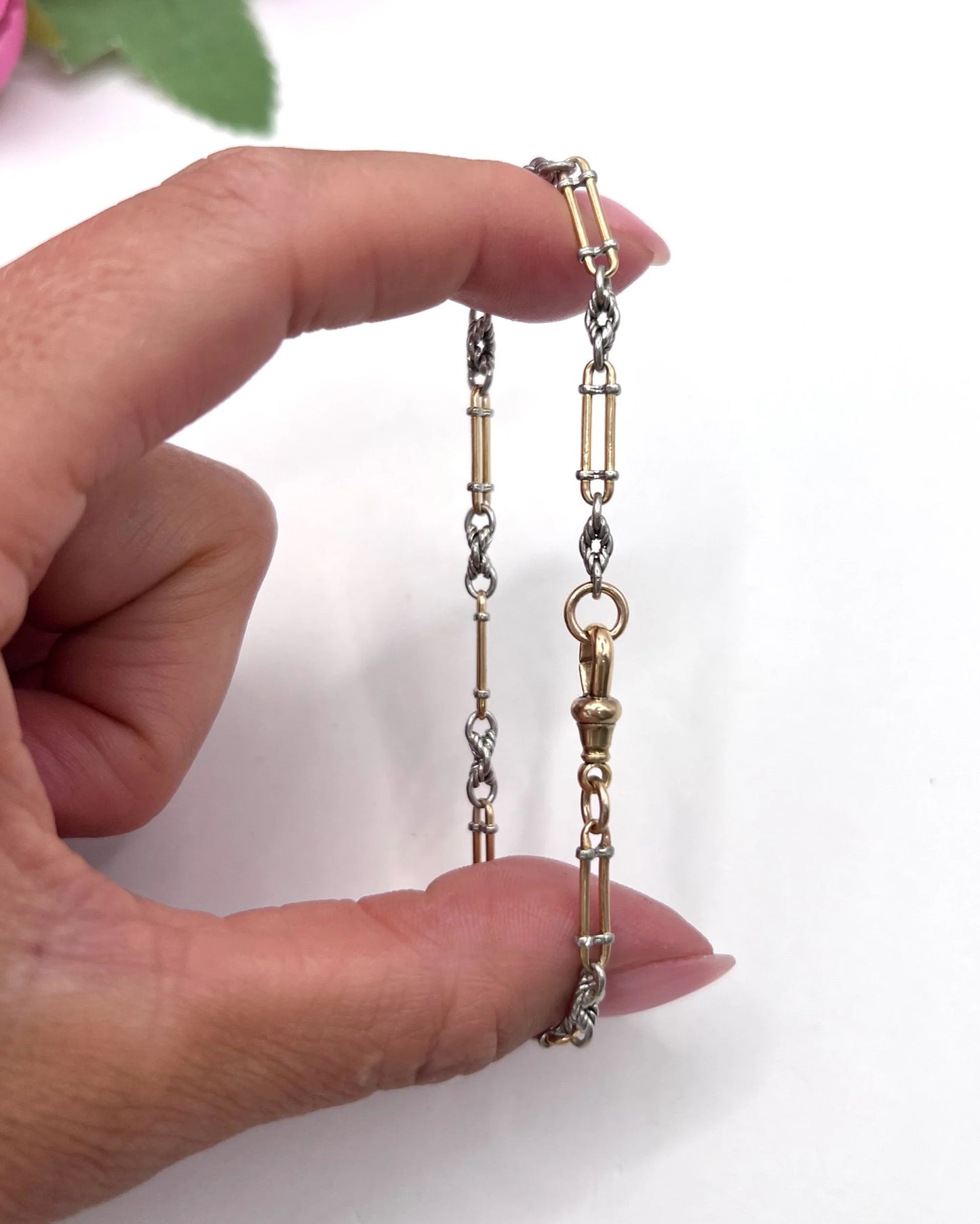 Antique 18 Carat Yellow Gold and Platinum Fancy Knot Link Bracelet, Circa 1900