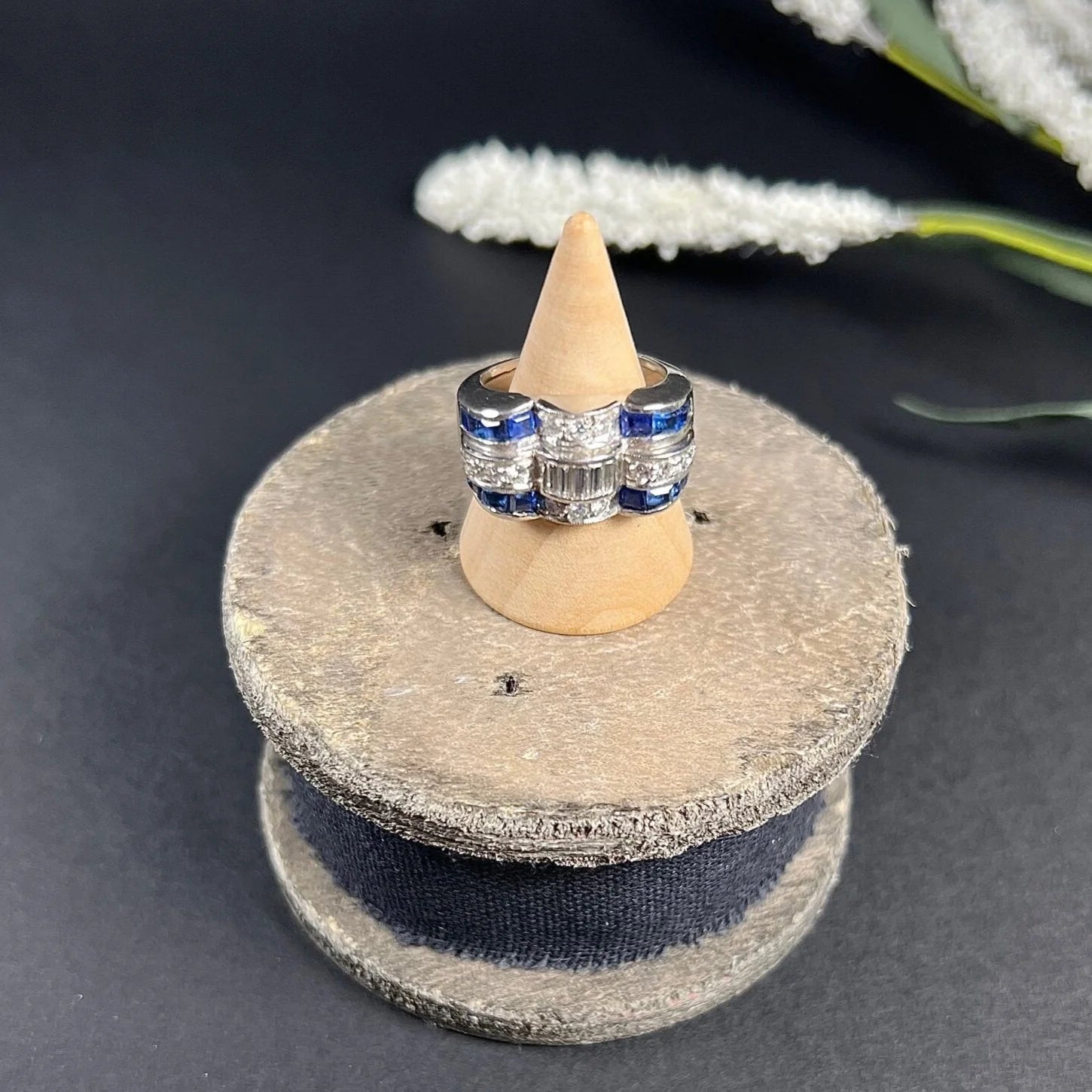 Vintage Retro 1940s Sapphire and Diamond Cocktail Ring in Platinum