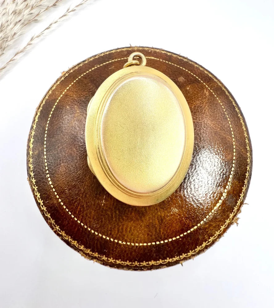 Victorian Fancy Locket With Seed Pearls In 15 Carat Yellow Gold