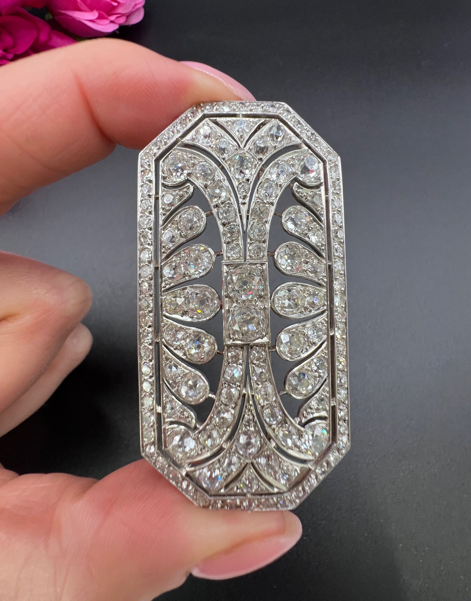 Antique Platinum, Edwardian era 10 Carat Diamond Openwork Brooch
