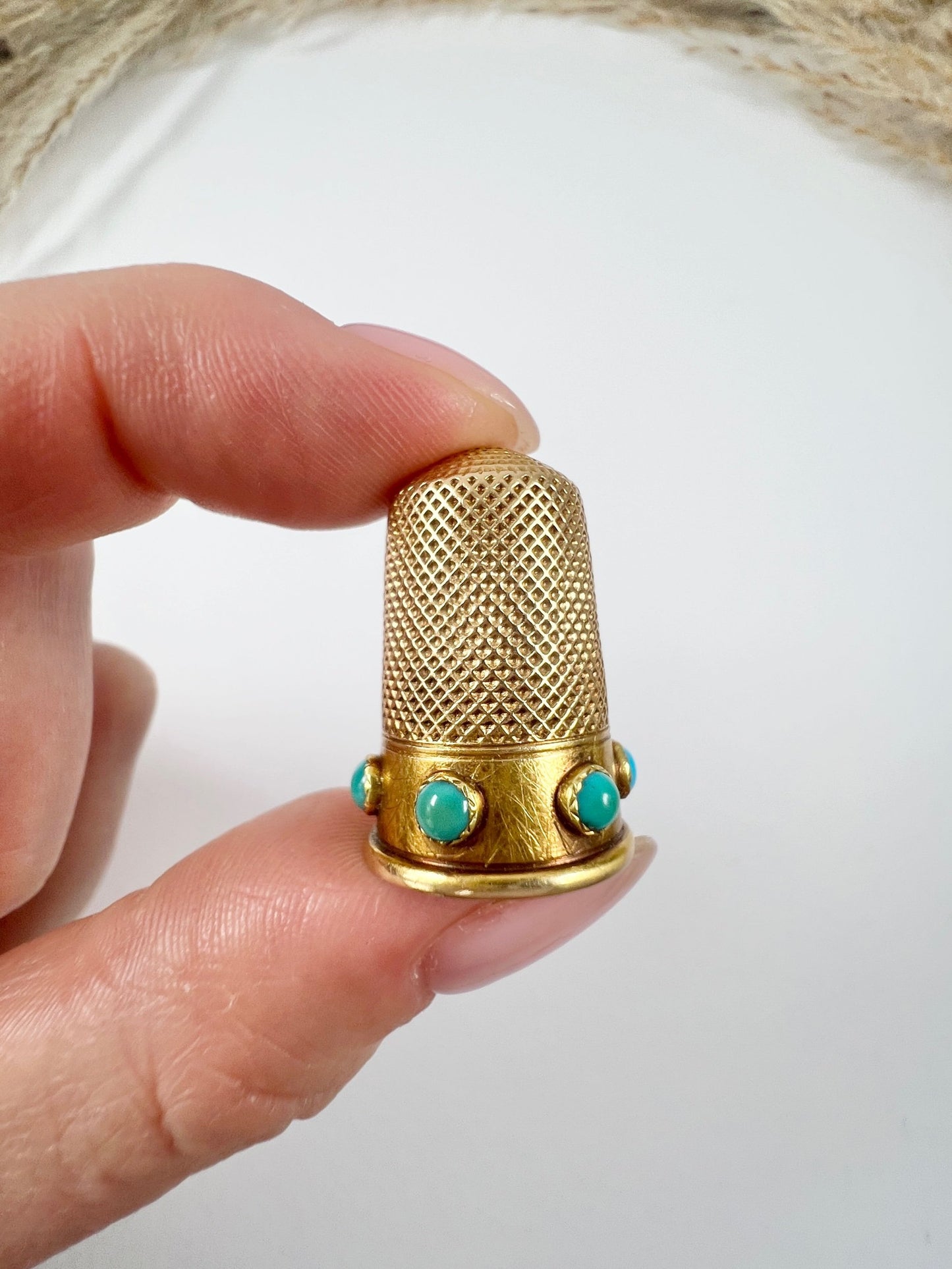 Antique 15ct Yellow Gold & Turquoise Victorian Gold Thimble with Original Antique Box