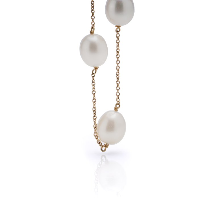 Tiffany and Co Pearl Bracelet by Elsa Peretti