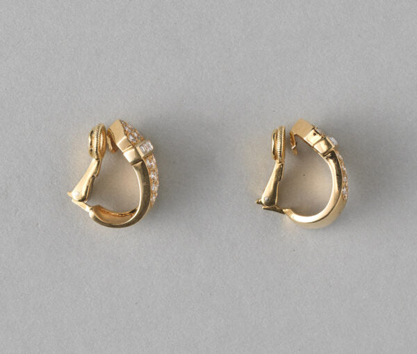 Contemporary 1.36ct Diamond set 18ct Yellow Gold Buckle Clip Earrings