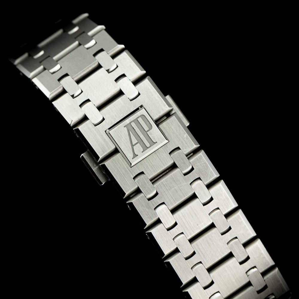 Audemars Piguet Royal Oak 50th Anniversary Self Winding Chronograph Watch, 26240ST.OO 1320ST.02 41mm stainless steel case with black “Grande Tapisserie” dial with original AP box and 7 year AP warranty card