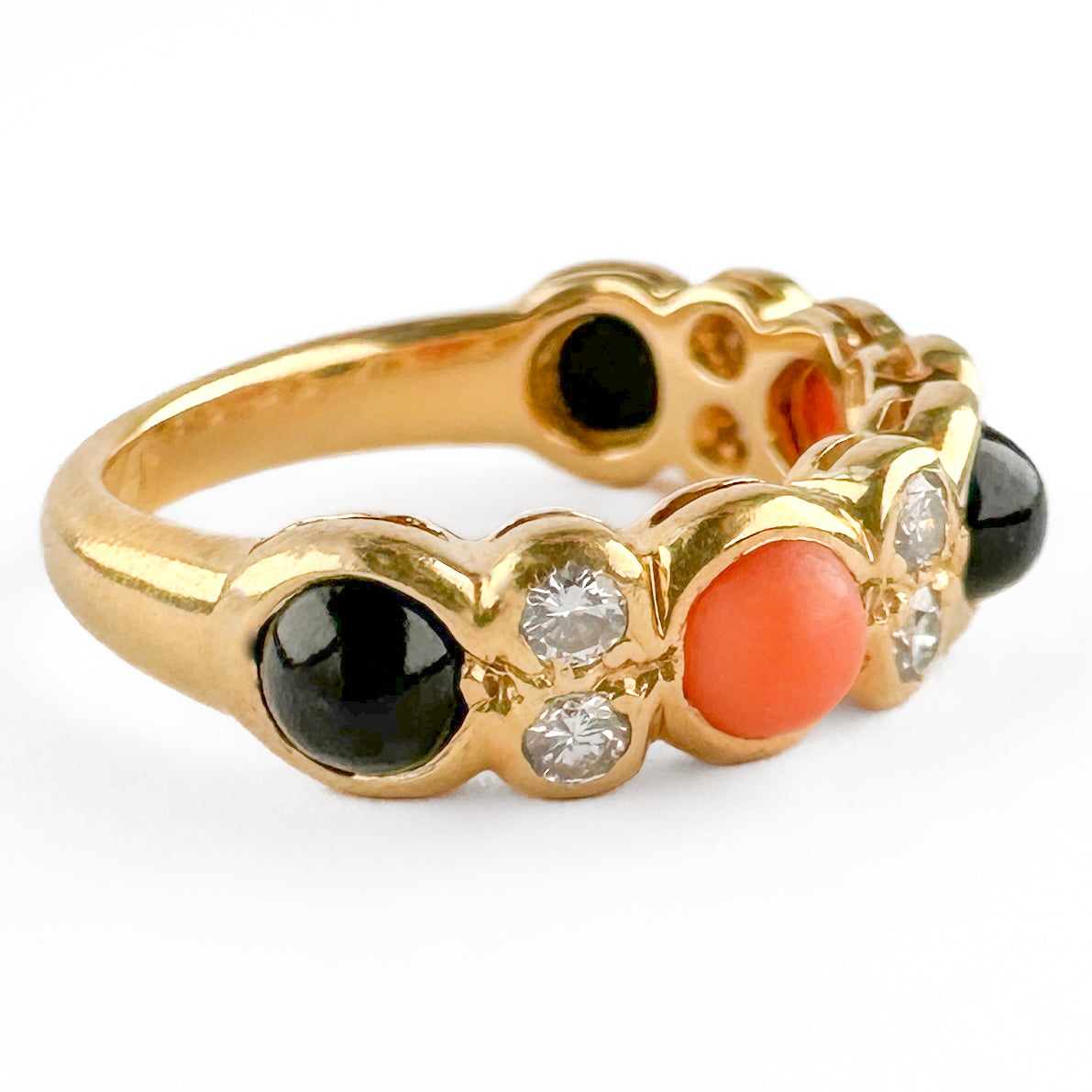 Vintage Chaumet Coral Onyx and Diamond Ring in 18ct Gold