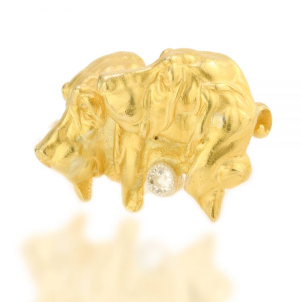 Antique Edwardian 18ct Gold Basset Hound Dog Brooch with Old Cut Diamond