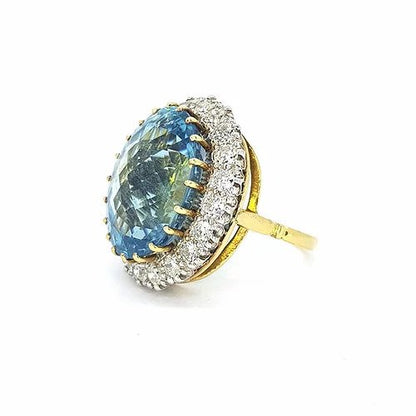 23.85ct Aquamarine and Diamond Oval Cluster Cocktail Ring, in 18ct yellow gold.