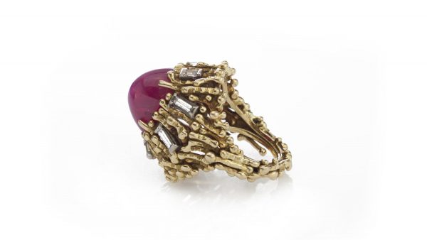 Vintage 4ct Cabochon Burmese Ruby, Diamond, 18ct Gold Cocktail Ring