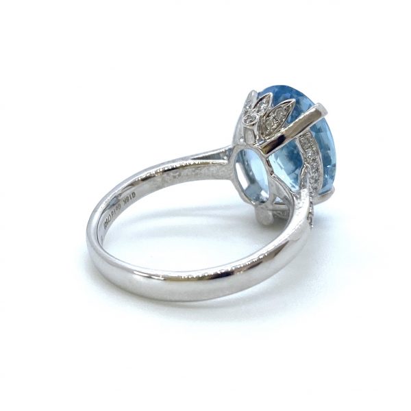 5.62ct Oval Aquamarine Cocktail Dress Ring with Diamond Set Shoulders in 18ct White Gold