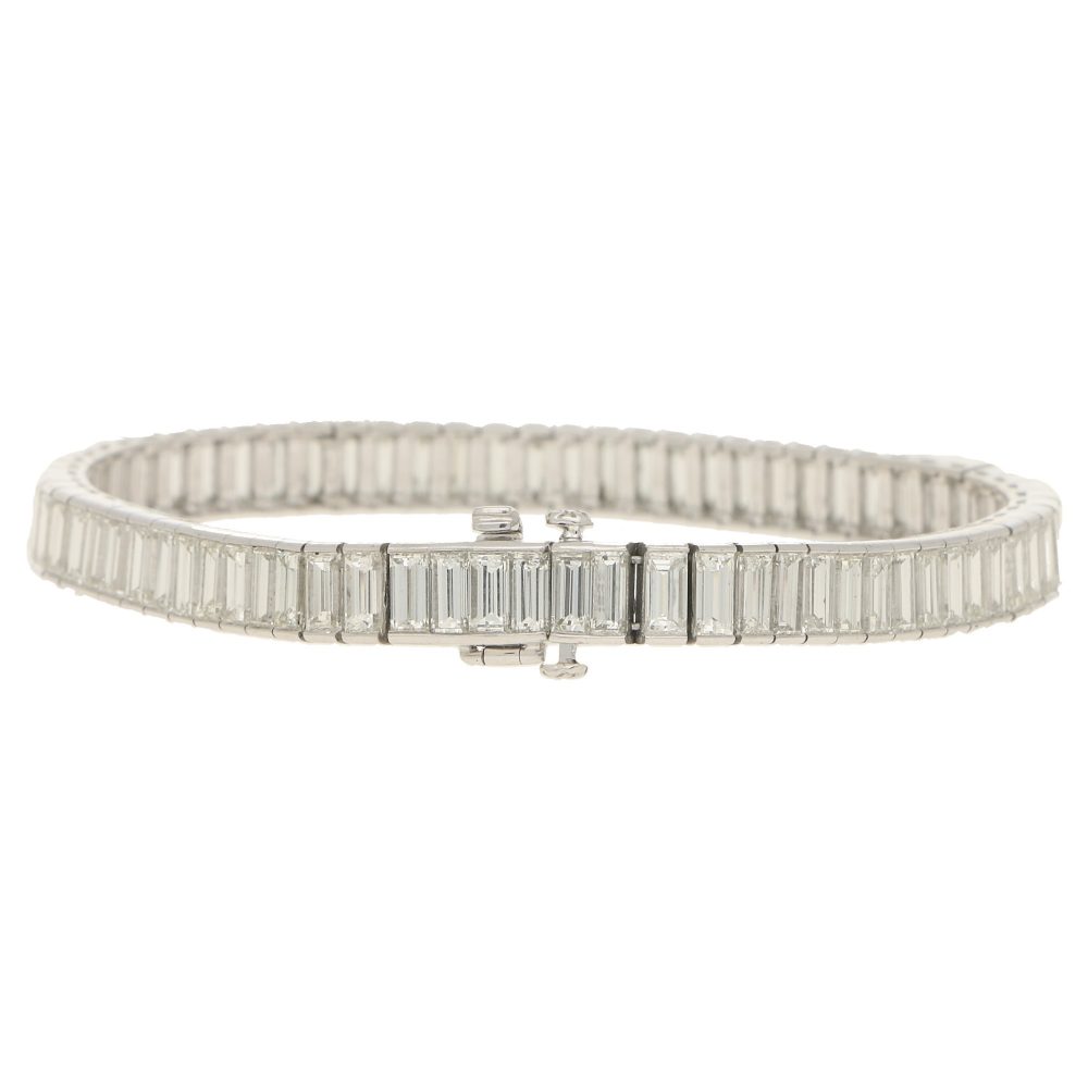 Art Deco Inspired Baguette Cut Diamond Tennis Bracelet