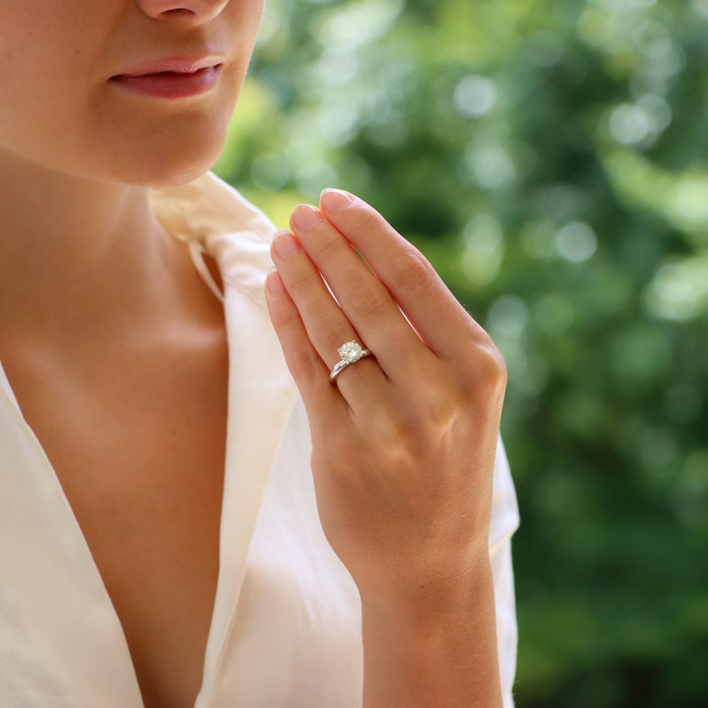 Certified 1.54ct Round Cut Diamond Solitaire Engagement Ring